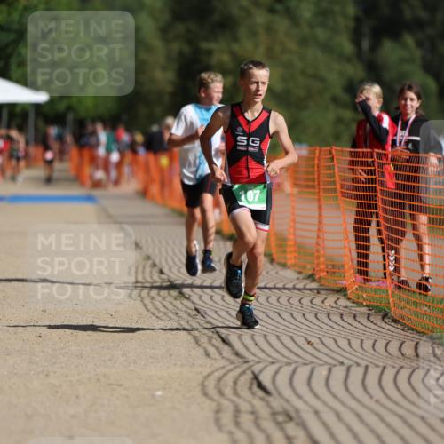07.09.2025 - 19. Norderstedt Triathlon Michael Strokosch http://msf.ph/oto/8816359 07.09.2025 10:47:18 Laufen 73, 107, 130, 689, 1129 meine-sportfotos.de