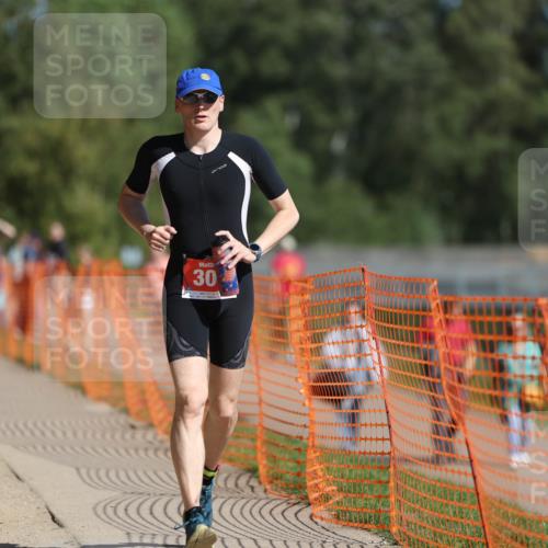 07.09.2025 - 19. Norderstedt Triathlon Michael Strokosch http://msf.ph/oto/8816391 07.09.2025 11:46:07 Laufen 276, 306 meine-sportfotos.de