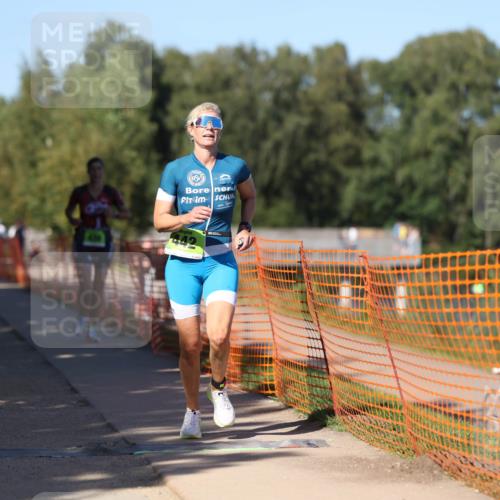 07.09.2025 - 19. Norderstedt Triathlon Michael Strokosch http://msf.ph/oto/8816431 07.09.2025 15:36:08 Laufen 438, 442, 1012 meine-sportfotos.de