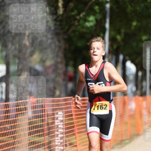 07.09.2025 - 19. Norderstedt Triathlon Michael Strokosch http://msf.ph/oto/8816461 07.09.2025 11:46:21 Laufen 796, 1162 meine-sportfotos.de
