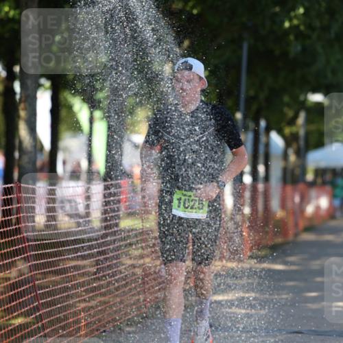 07.09.2025 - 19. Norderstedt Triathlon Michael Strokosch http://msf.ph/oto/8816598 07.09.2025 15:36:28 Laufen 1511 meine-sportfotos.de