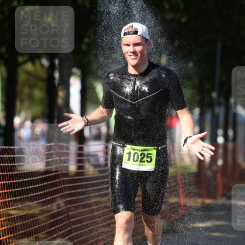 07.09.2025 - 19. Norderstedt Triathlon Michael Strokosch http://msf.ph/oto/8816610 07.09.2025 15:36:29 Laufen 1511 meine-sportfotos.de