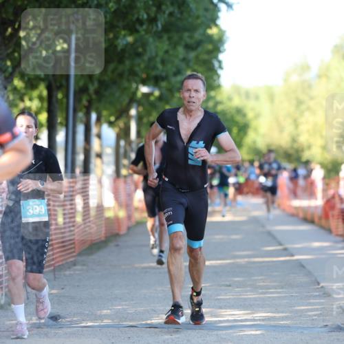 07.09.2025 - 19. Norderstedt Triathlon Michael Strokosch http://msf.ph/oto/8816664 07.09.2025 16:34:12 Laufen 399, 503, 866, 1074, 1590, 1621 meine-sportfotos.de