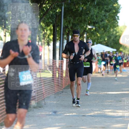 07.09.2025 - 19. Norderstedt Triathlon Michael Strokosch http://msf.ph/oto/8816685 07.09.2025 16:34:14 Laufen 399, 866, 1074, 1080, 1590, 1621 meine-sportfotos.de