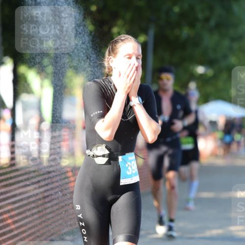 07.09.2025 - 19. Norderstedt Triathlon Michael Strokosch http://msf.ph/oto/8816687 07.09.2025 16:34:14 Laufen 399, 866, 1074, 1080, 1590, 1621 meine-sportfotos.de