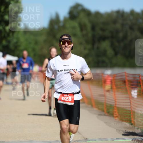 07.09.2025 - 19. Norderstedt Triathlon Michael Strokosch http://msf.ph/oto/8816706 07.09.2025 12:57:33 Laufen 208, 309, 818, 828, 1361 meine-sportfotos.de