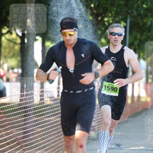 07.09.2025 - 19. Norderstedt Triathlon Michael Strokosch http://msf.ph/oto/8816712 07.09.2025 16:34:17 Laufen 866, 930, 940, 1080, 1587, 1590, 1621 meine-sportfotos.de