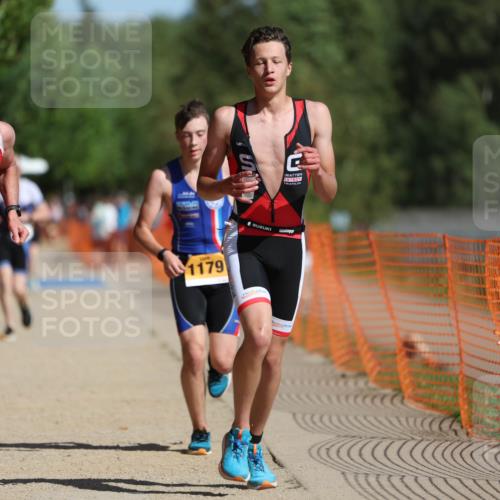 07.09.2025 - 19. Norderstedt Triathlon Michael Strokosch http://msf.ph/oto/8816718 07.09.2025 11:46:53 Laufen 704, 1179, 1186, 1191, 1211 meine-sportfotos.de
