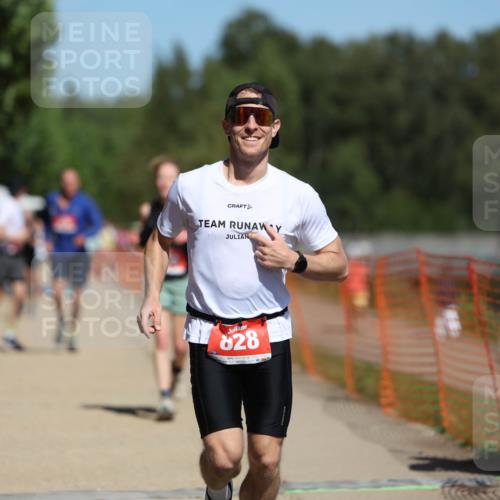 07.09.2025 - 19. Norderstedt Triathlon Michael Strokosch http://msf.ph/oto/8816721 07.09.2025 12:57:33 Laufen 208, 309, 818, 828, 1361 meine-sportfotos.de