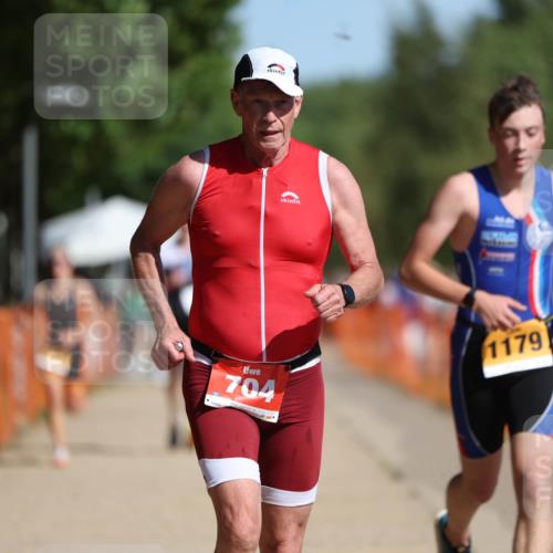07.09.2025 - 19. Norderstedt Triathlon Michael Strokosch http://msf.ph/oto/8816738 07.09.2025 11:46:55 Laufen 296, 704, 1179, 1186, 1191, 1211 meine-sportfotos.de