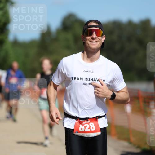 07.09.2025 - 19. Norderstedt Triathlon Michael Strokosch http://msf.ph/oto/8816747 07.09.2025 12:57:34 Laufen 208, 309, 818, 828, 1361 meine-sportfotos.de