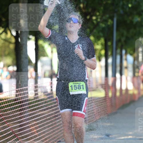 07.09.2025 - 19. Norderstedt Triathlon Michael Strokosch http://msf.ph/oto/8816804 07.09.2025 16:34:29 Laufen 396, 914, 930, 1442, 1581, 1613, 1619 meine-sportfotos.de
