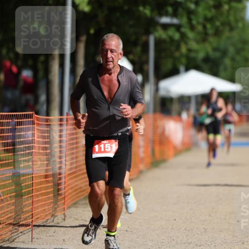 07.09.2025 - 19. Norderstedt Triathlon Michael Strokosch http://msf.ph/oto/8816809 07.09.2025 10:47:52 Laufen 62, 83, 639, 1110, 1151 meine-sportfotos.de