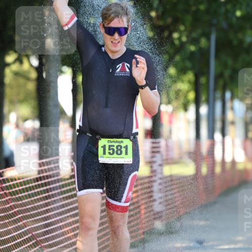 07.09.2025 - 19. Norderstedt Triathlon Michael Strokosch http://msf.ph/oto/8816811 07.09.2025 16:34:30 Laufen 396, 914, 1442, 1581, 1613, 1619 meine-sportfotos.de
