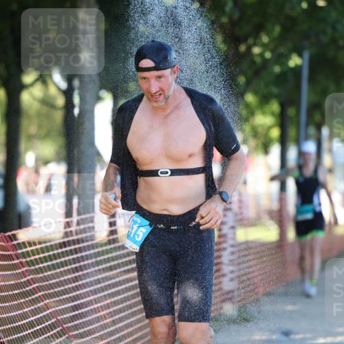 07.09.2025 - 19. Norderstedt Triathlon Michael Strokosch http://msf.ph/oto/8816884 07.09.2025 16:35:02 Laufen 1415, 1527, 1533, 1570, 1611 meine-sportfotos.de