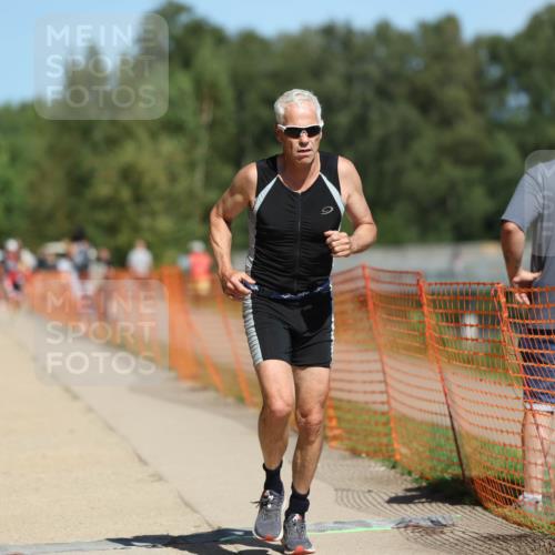 07.09.2025 - 19. Norderstedt Triathlon Michael Strokosch http://msf.ph/oto/8816972 07.09.2025 12:57:46 Laufen 139, 813 meine-sportfotos.de