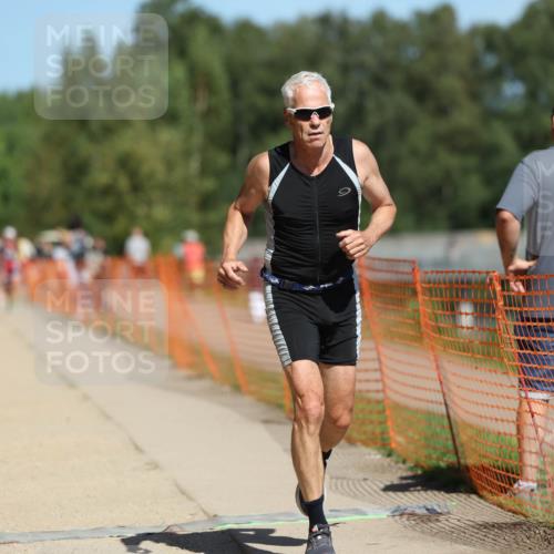 07.09.2025 - 19. Norderstedt Triathlon Michael Strokosch http://msf.ph/oto/8816979 07.09.2025 12:57:46 Laufen 139, 813 meine-sportfotos.de