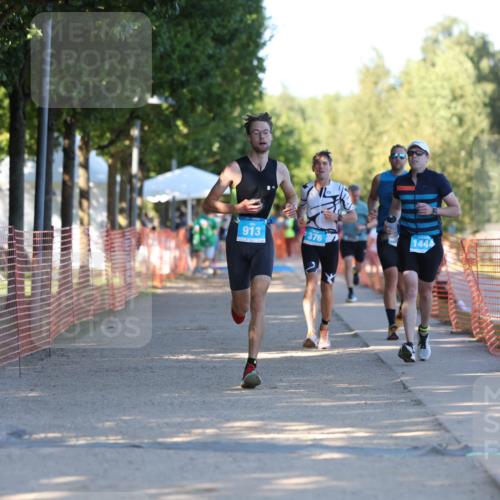 07.09.2025 - 19. Norderstedt Triathlon Michael Strokosch http://msf.ph/oto/8817001 07.09.2025 16:35:44 Laufen 376, 913, 924, 1053, 1444, 1580 meine-sportfotos.de