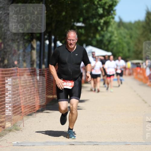 07.09.2025 - 19. Norderstedt Triathlon Michael Strokosch http://msf.ph/oto/8817033 07.09.2025 12:58:01 Laufen 176, 713, 835 meine-sportfotos.de