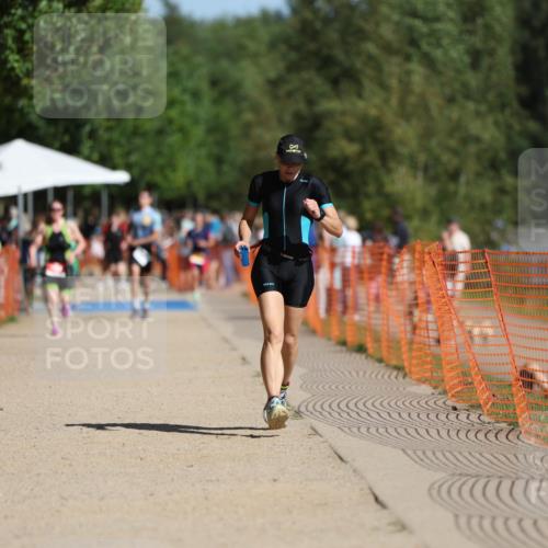 07.09.2025 - 19. Norderstedt Triathlon Michael Strokosch http://msf.ph/oto/8817036 07.09.2025 11:47:43 Laufen 1301, 1313 meine-sportfotos.de