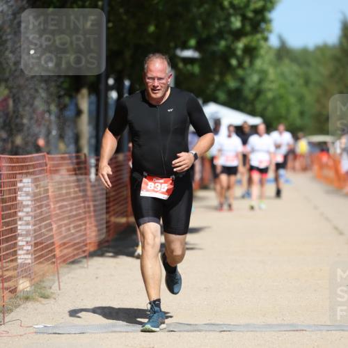07.09.2025 - 19. Norderstedt Triathlon Michael Strokosch http://msf.ph/oto/8817043 07.09.2025 12:58:01 Laufen 176, 713, 835 meine-sportfotos.de