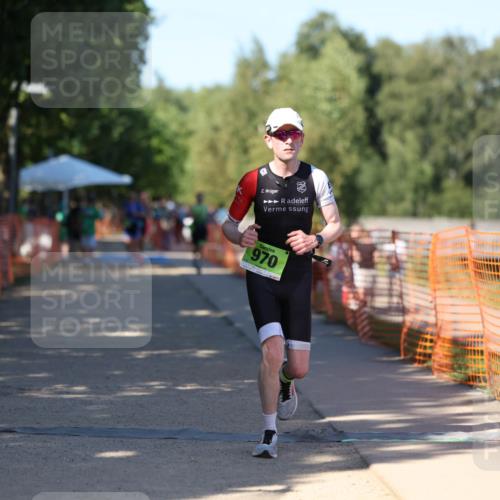 07.09.2025 - 19. Norderstedt Triathlon Michael Strokosch http://msf.ph/oto/8817048 07.09.2025 15:38:16 Laufen 475, 970, 1496, 1504 meine-sportfotos.de