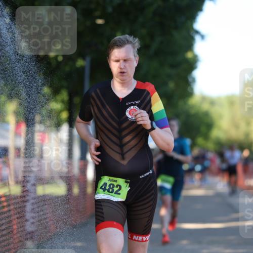 07.09.2025 - 19. Norderstedt Triathlon Michael Strokosch http://msf.ph/oto/8817057 07.09.2025 16:36:01 Laufen 482, 1085, 1588, 1628 meine-sportfotos.de