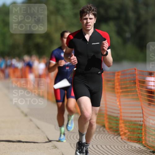 07.09.2025 - 19. Norderstedt Triathlon Michael Strokosch http://msf.ph/oto/8817154 07.09.2025 11:48:01 Laufen 185, 784, 1177, 1199 meine-sportfotos.de