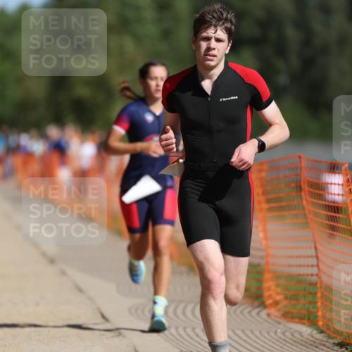 07.09.2025 - 19. Norderstedt Triathlon Michael Strokosch http://msf.ph/oto/8817158 07.09.2025 11:48:01 Laufen 185, 784, 1177, 1199 meine-sportfotos.de