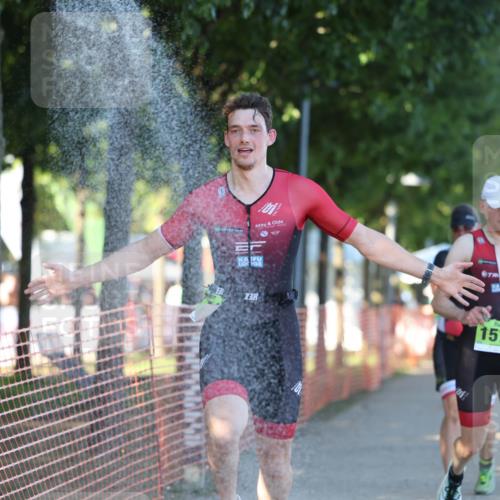 07.09.2025 - 19. Norderstedt Triathlon Michael Strokosch http://msf.ph/oto/8817185 07.09.2025 16:36:41 Laufen 445, 950, 1084, 1571, 1574, 1579 meine-sportfotos.de