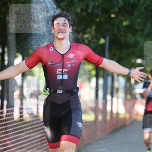 07.09.2025 - 19. Norderstedt Triathlon Michael Strokosch http://msf.ph/oto/8817196 07.09.2025 16:36:42 Laufen 445, 950, 1084, 1571, 1574, 1579 meine-sportfotos.de
