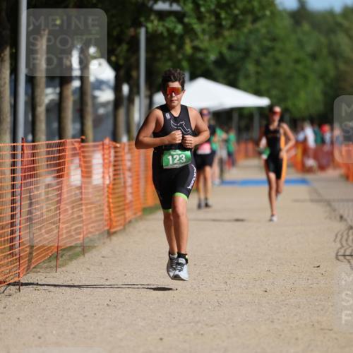 07.09.2025 - 19. Norderstedt Triathlon Michael Strokosch http://msf.ph/oto/8817220 07.09.2025 10:48:12 Laufen 123, 132, 1115 meine-sportfotos.de
