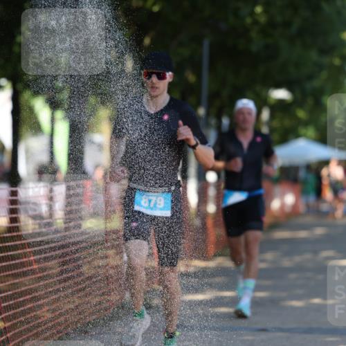 07.09.2025 - 19. Norderstedt Triathlon Michael Strokosch http://msf.ph/oto/8817236 07.09.2025 15:38:57 Laufen 411, 479 meine-sportfotos.de