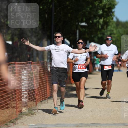 07.09.2025 - 19. Norderstedt Triathlon Michael Strokosch http://msf.ph/oto/8817238 07.09.2025 12:58:09 Laufen 176, 189, 717, 780, 827, 1277, 1398 meine-sportfotos.de