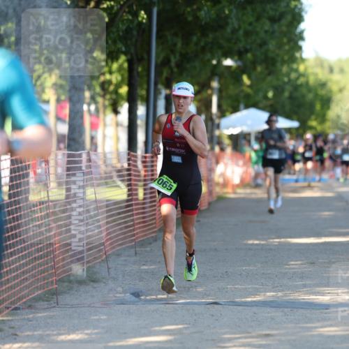 07.09.2025 - 19. Norderstedt Triathlon Michael Strokosch http://msf.ph/oto/8817262 07.09.2025 16:36:53 Laufen 530, 937, 1065, 1084, 1424 meine-sportfotos.de
