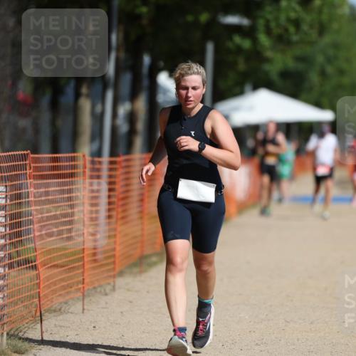 07.09.2025 - 19. Norderstedt Triathlon Michael Strokosch http://msf.ph/oto/8817316 07.09.2025 11:48:35 Laufen 1341 meine-sportfotos.de