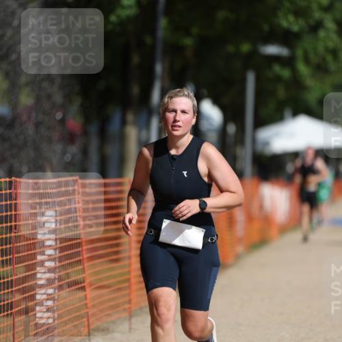 07.09.2025 - 19. Norderstedt Triathlon Michael Strokosch http://msf.ph/oto/8817323 07.09.2025 11:48:36 Laufen 1341 meine-sportfotos.de