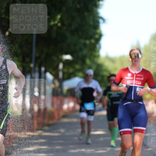 07.09.2025 - 19. Norderstedt Triathlon Michael Strokosch http://msf.ph/oto/8817337 07.09.2025 15:39:11 Laufen 449, 469, 1480, 1498 meine-sportfotos.de