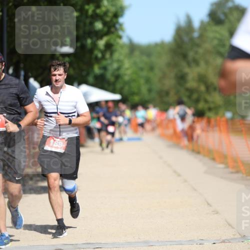 07.09.2025 - 19. Norderstedt Triathlon Michael Strokosch http://msf.ph/oto/8817368 07.09.2025 12:58:14 Laufen 189, 717, 780, 827, 1277, 1398 meine-sportfotos.de