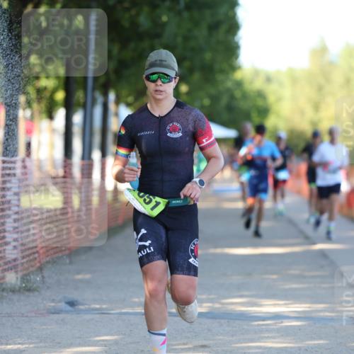 07.09.2025 - 19. Norderstedt Triathlon Michael Strokosch http://msf.ph/oto/8817379 07.09.2025 16:37:16 Laufen 425, 936, 1051, 1095, 1417, 1556, 1610 meine-sportfotos.de