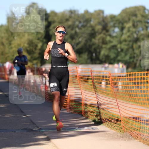 07.09.2025 - 19. Norderstedt Triathlon Michael Strokosch http://msf.ph/oto/8817409 07.09.2025 15:39:18 Laufen 469, 1439 meine-sportfotos.de