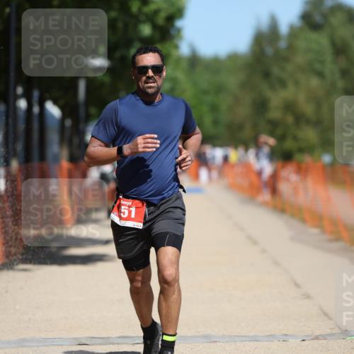 07.09.2025 - 19. Norderstedt Triathlon Michael Strokosch http://msf.ph/oto/8817449 07.09.2025 12:58:25 Laufen 194, 227, 251 meine-sportfotos.de