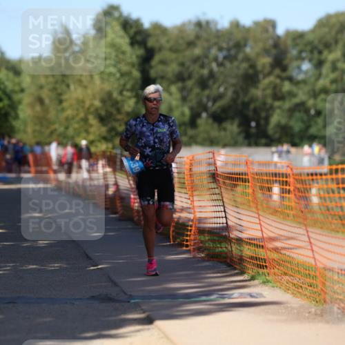 07.09.2025 - 19. Norderstedt Triathlon Michael Strokosch http://msf.ph/oto/8817452 07.09.2025 15:39:21 Laufen 469, 1439, 1500 meine-sportfotos.de