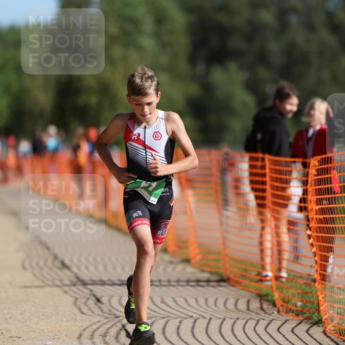 07.09.2025 - 19. Norderstedt Triathlon Michael Strokosch http://msf.ph/oto/8817536 07.09.2025 10:48:35 Laufen 61 meine-sportfotos.de