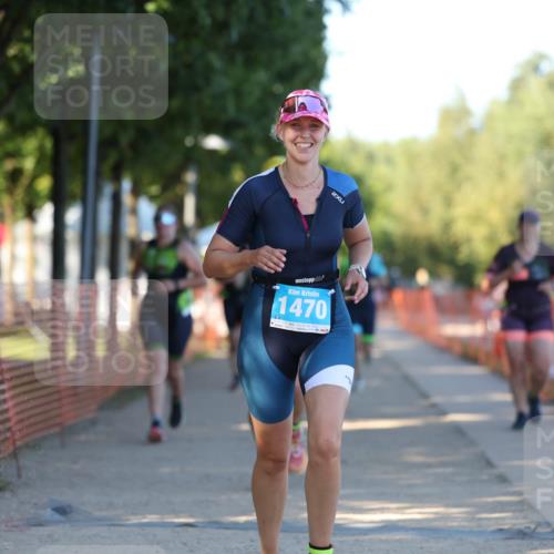 07.09.2025 - 19. Norderstedt Triathlon Michael Strokosch http://msf.ph/oto/8817555 07.09.2025 16:38:00 Laufen 453, 923, 1046, 1092, 1454, 1470, 1494, 1554 meine-sportfotos.de