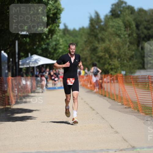 07.09.2025 - 19. Norderstedt Triathlon Michael Strokosch http://msf.ph/oto/8817556 07.09.2025 12:58:36 Laufen 194, 1212, 1290, 1329 meine-sportfotos.de