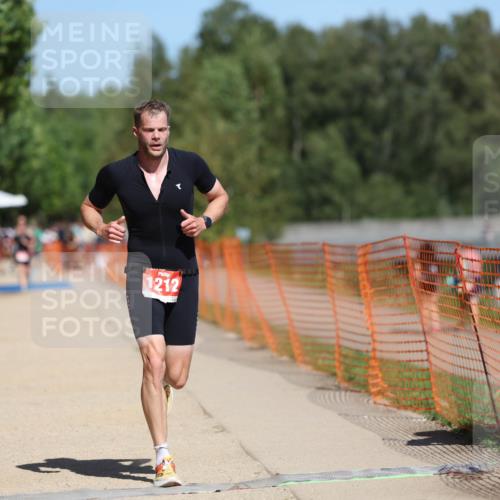 07.09.2025 - 19. Norderstedt Triathlon Michael Strokosch http://msf.ph/oto/8817600 07.09.2025 12:58:38 Laufen 1212, 1290, 1329 meine-sportfotos.de