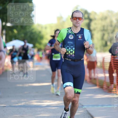 07.09.2025 - 19. Norderstedt Triathlon Michael Strokosch http://msf.ph/oto/8817601 07.09.2025 16:38:06 Laufen 453, 871, 923, 1046, 1092, 1494 meine-sportfotos.de