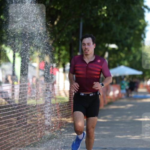 07.09.2025 - 19. Norderstedt Triathlon Michael Strokosch http://msf.ph/oto/8817611 07.09.2025 15:39:40 Laufen 478, 1434 meine-sportfotos.de