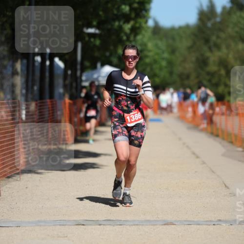 07.09.2025 - 19. Norderstedt Triathlon Michael Strokosch http://msf.ph/oto/8817629 07.09.2025 12:58:49 Laufen 1386 meine-sportfotos.de